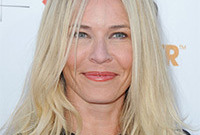 How-to-get-hair-and-makeup-like-chelsea-handler-side